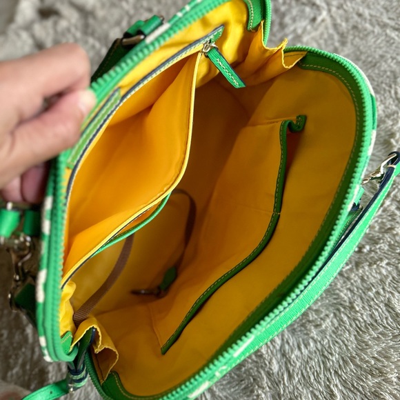 Dooney and Bourke Kelly Green Bag - Picture 3 of 4